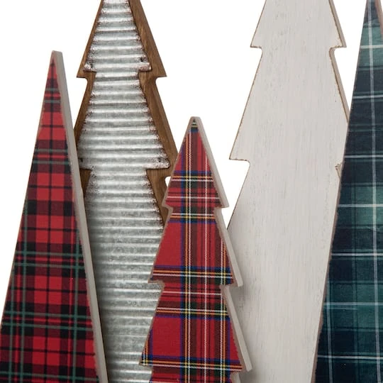 Glitzhome® 14" Wooden Christmas Tree Table Décor 7 Glitzhome® 14" Wooden Christmas Tree Table Décor - Image 7