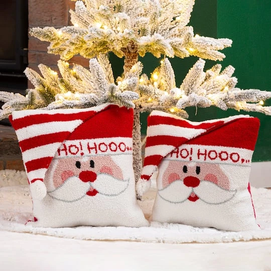 Glitzhome® Hooked 3D Santa Throw Pillow Set 3 Glitzhome® Hooked 3D Santa Throw Pillow Set - Image 3