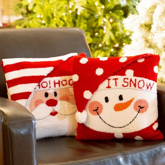 Glitzhome® Hooked 3D Santa & Snowman Throw Pillow Set 4 Glitzhome® Hooked 3D Santa & Snowman Throw Pillow Set - Image 4