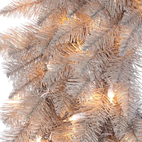 30" Pre-Lit Platinum Fir Artificial Christmas Wreath, Clear Dura-lit Incandescent Lights 4 30" Pre-Lit Platinum Fir Artificial Christmas Wreath, Clear Dura-lit Incandescent Lights - Image 4