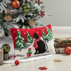 Glitzhome® Hooked Christmas Cat Pillow -Michaels Store D652355S 2