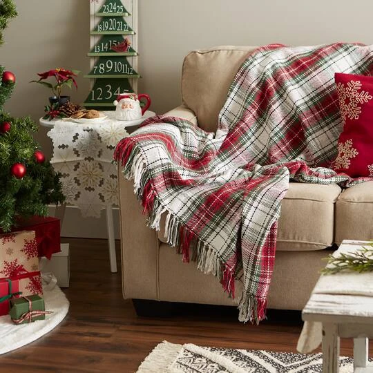 DII® Christmas Plaid Recycled Cotton Throw 5 DII® Christmas Plaid Recycled Cotton Throw - Image 5