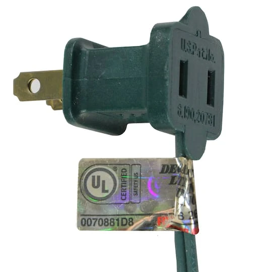 Northlight 9ft. Pre-Lit Northern Pine Christmas Garland 4 Northlight 9ft. Pre-Lit Northern Pine Christmas Garland - Image 4